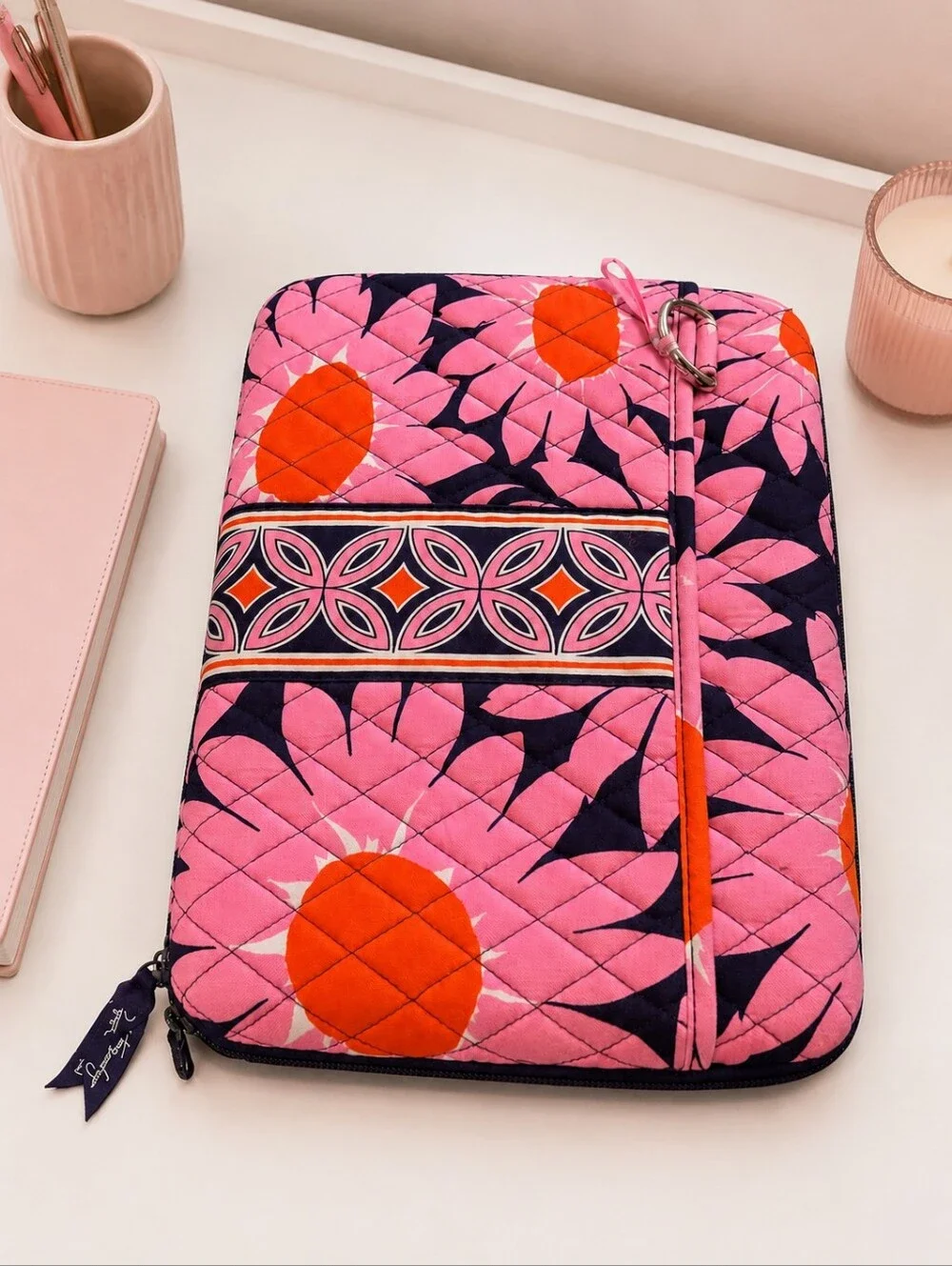 Vera Bradley Quilted Mini Laptop / Tablet Case – NWT Bright Pink Floral